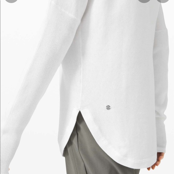 Lululemon Take it all in sweater white size 8 - Picture 3 of 9